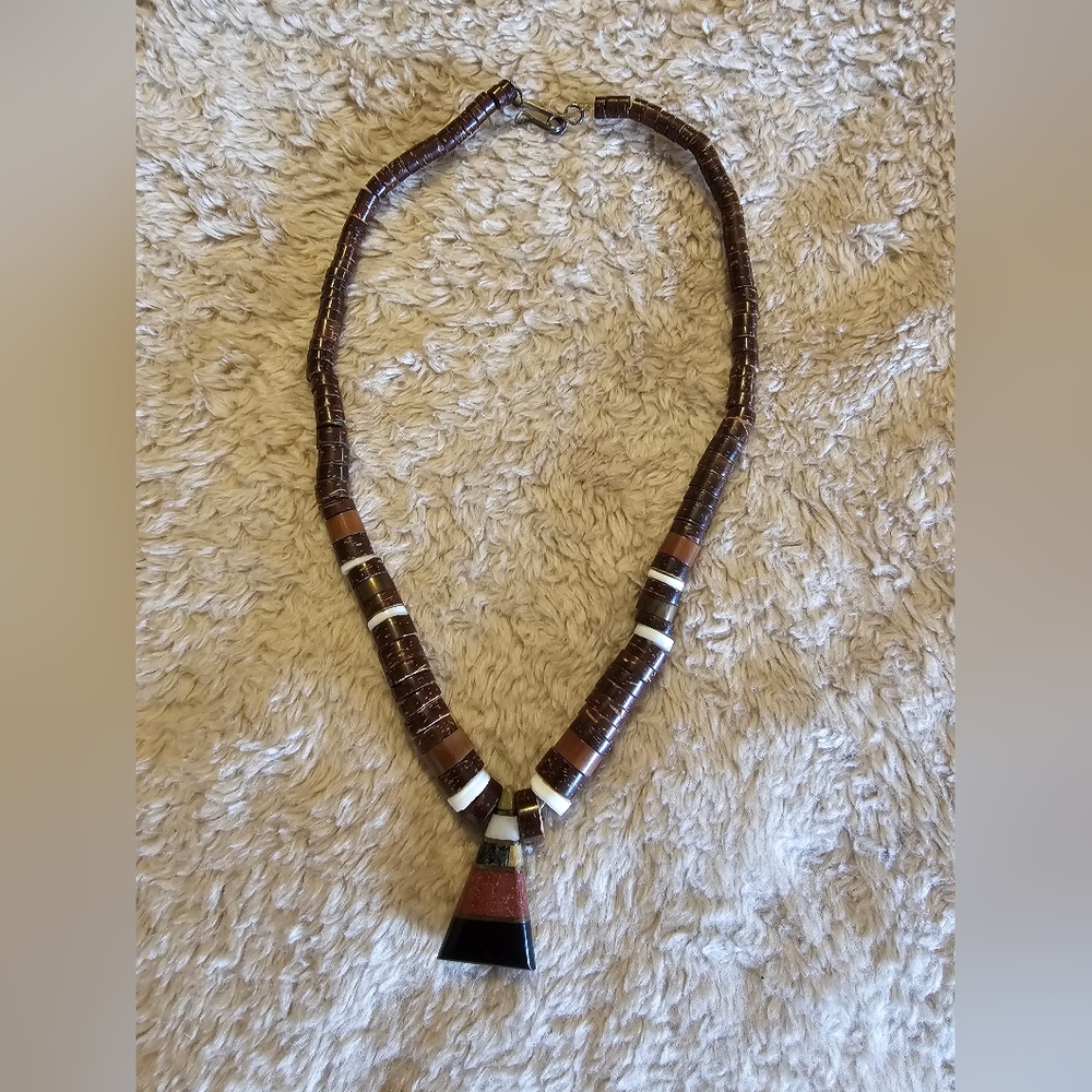 Vintage SouthWestern Gem Stone Necklace. 80's Native American